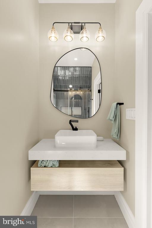 1000-1010 BUTTERNUT STREET NW Unit: PH