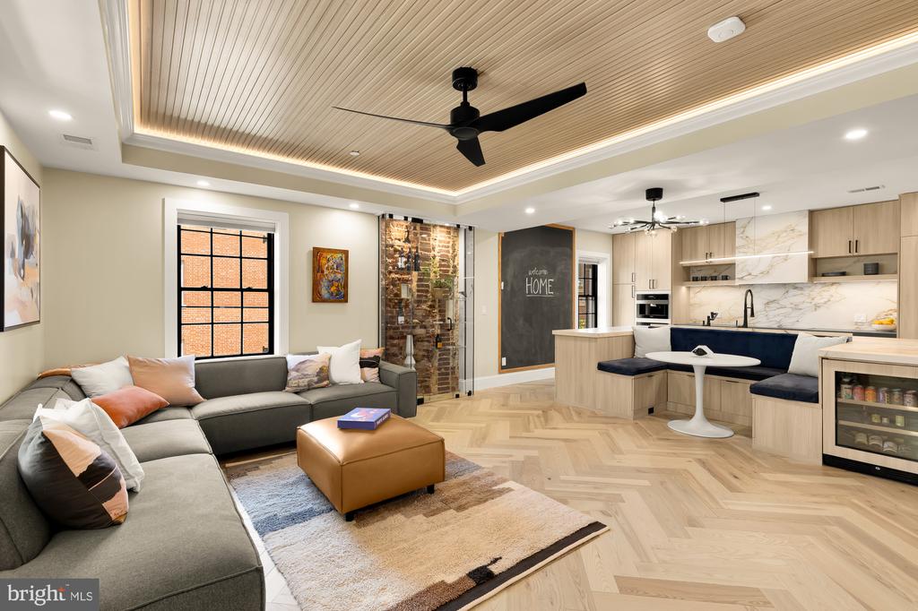 1000-1010 BUTTERNUT STREET NW Unit: PH