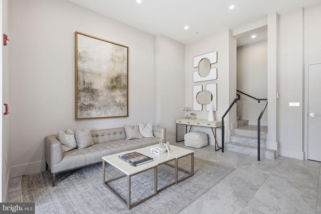 3219 WISCONSIN AVENUE NW Unit: 201