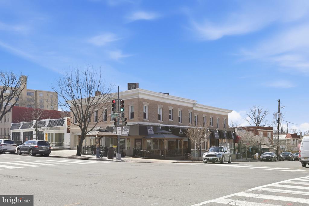 3219 WISCONSIN AVENUE NW Unit: 201