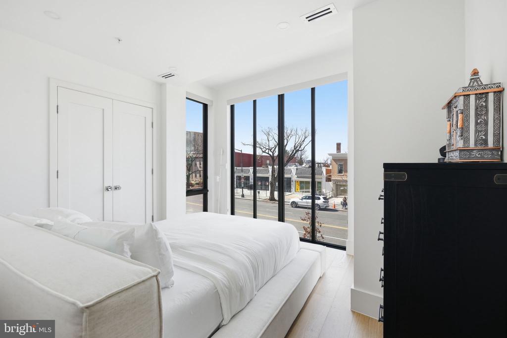 3219 WISCONSIN AVENUE NW Unit: 201