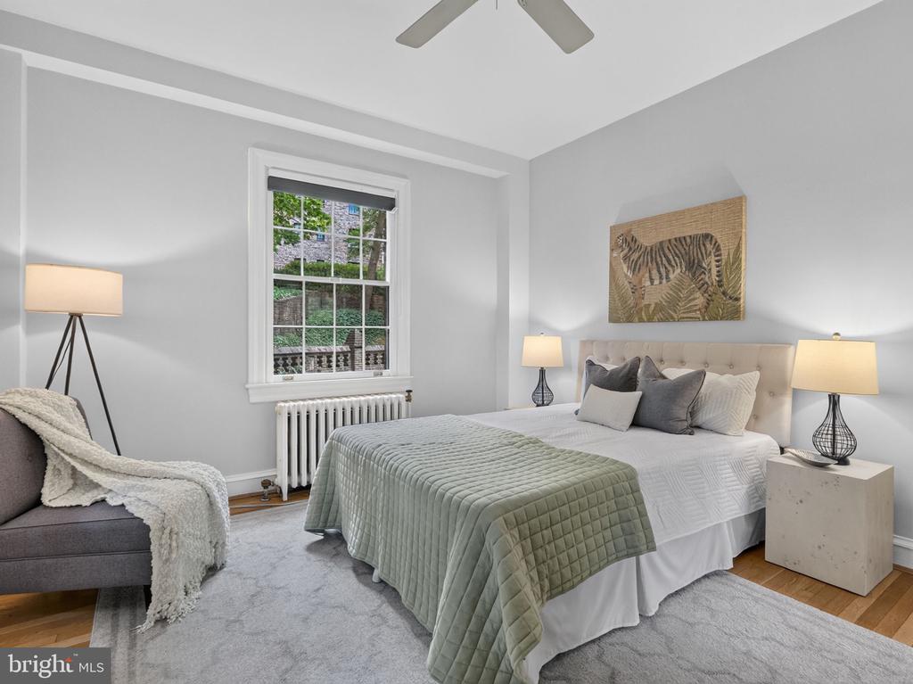 3041 SEDGWICK STREET NW Unit: 201-D