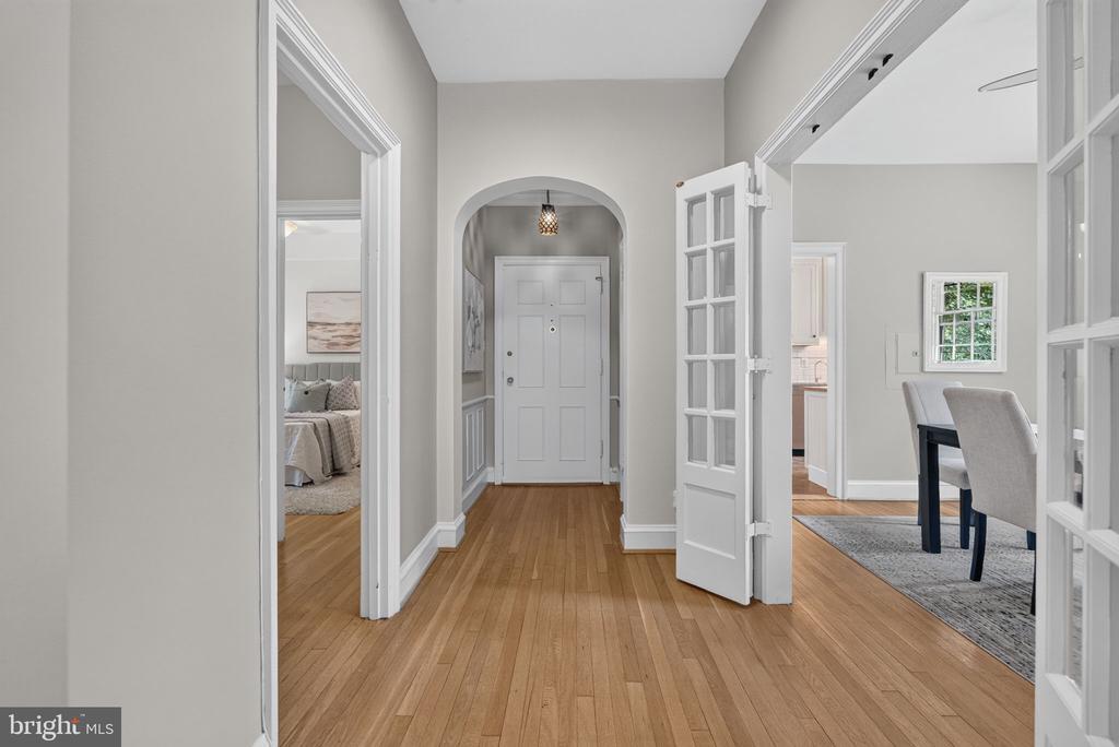 3041 SEDGWICK STREET NW Unit: 201-D