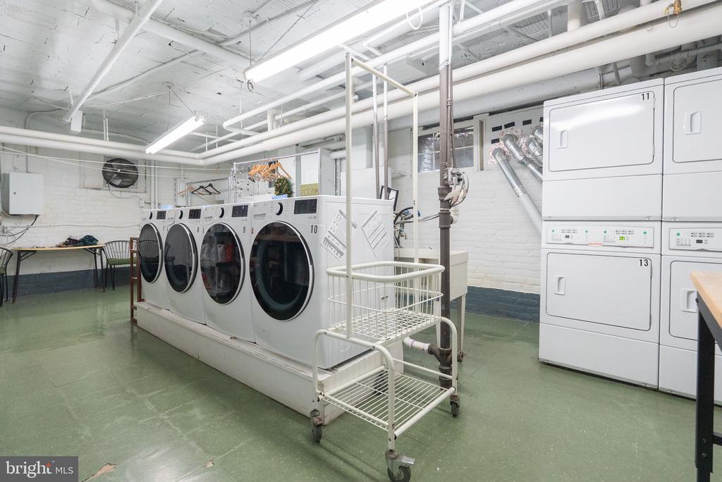 3041 SEDGWICK STREET NW Unit: 201-D