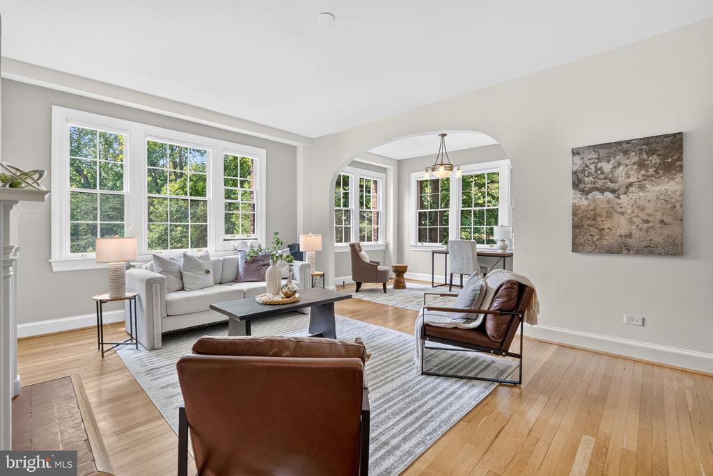 3041 SEDGWICK STREET NW Unit: 201-D
