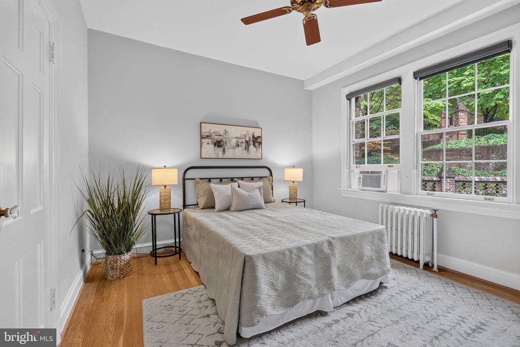 3041 SEDGWICK STREET NW Unit: 201-D