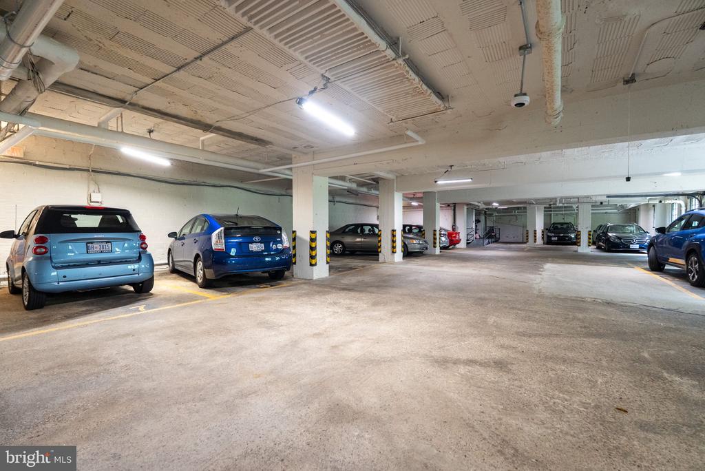 3041 SEDGWICK STREET NW Unit: 201-D