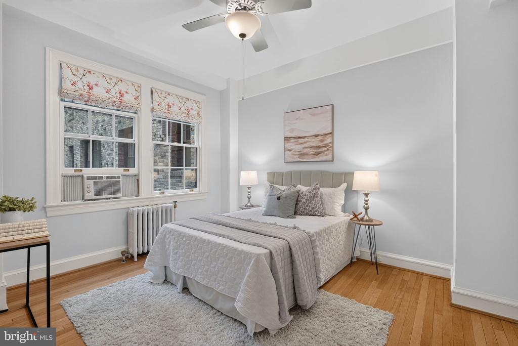 3041 SEDGWICK STREET NW Unit: 201-D