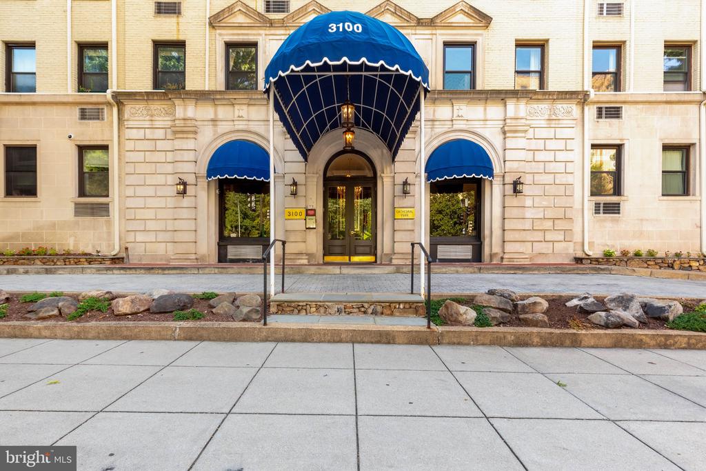 3100 CONNECTICUT AVENUE NW Unit: 230