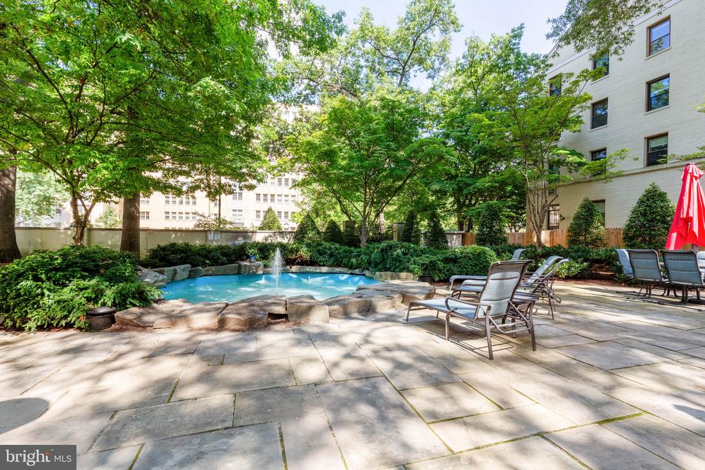 3100 CONNECTICUT AVENUE NW Unit: 230