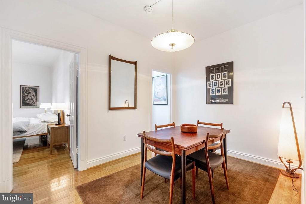 3100 CONNECTICUT AVENUE NW Unit: 230