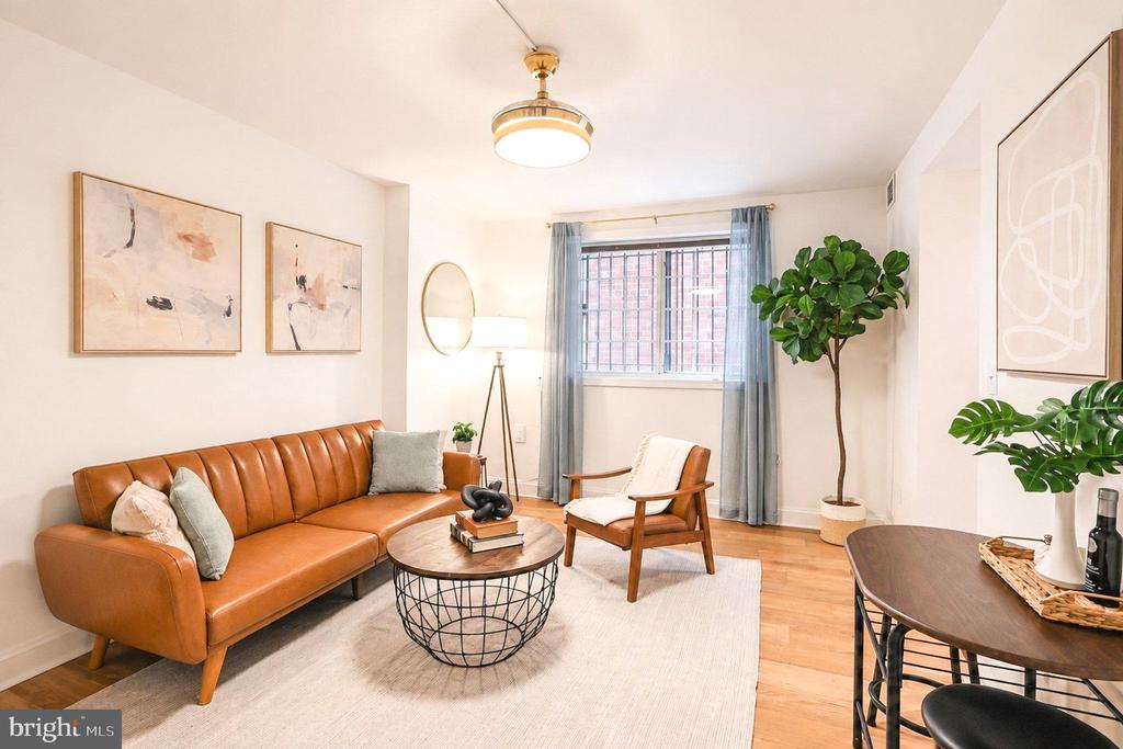 718 PARK ROAD NW Unit: 2