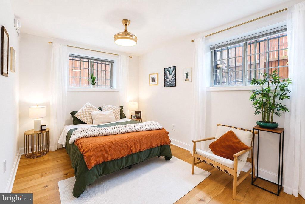 718 PARK ROAD NW Unit: 2