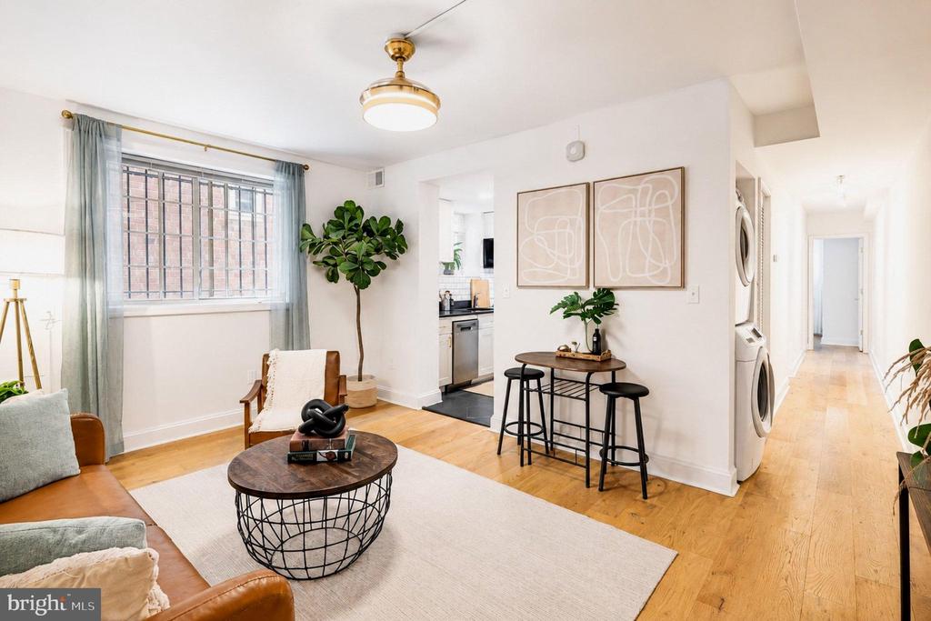 718 PARK ROAD NW Unit: 2