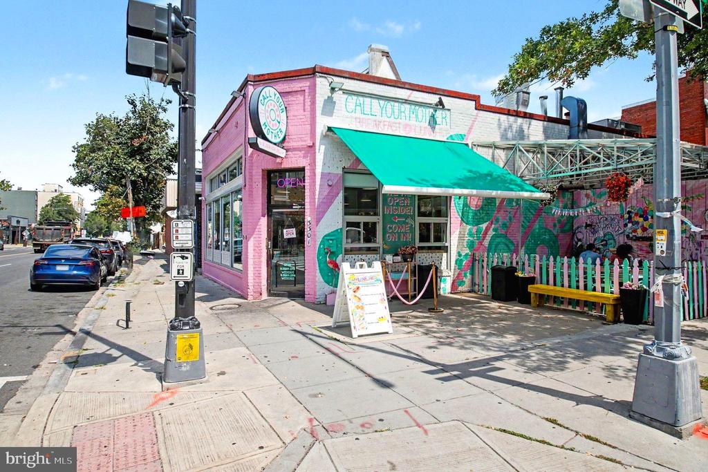 718 PARK ROAD NW Unit: 2
