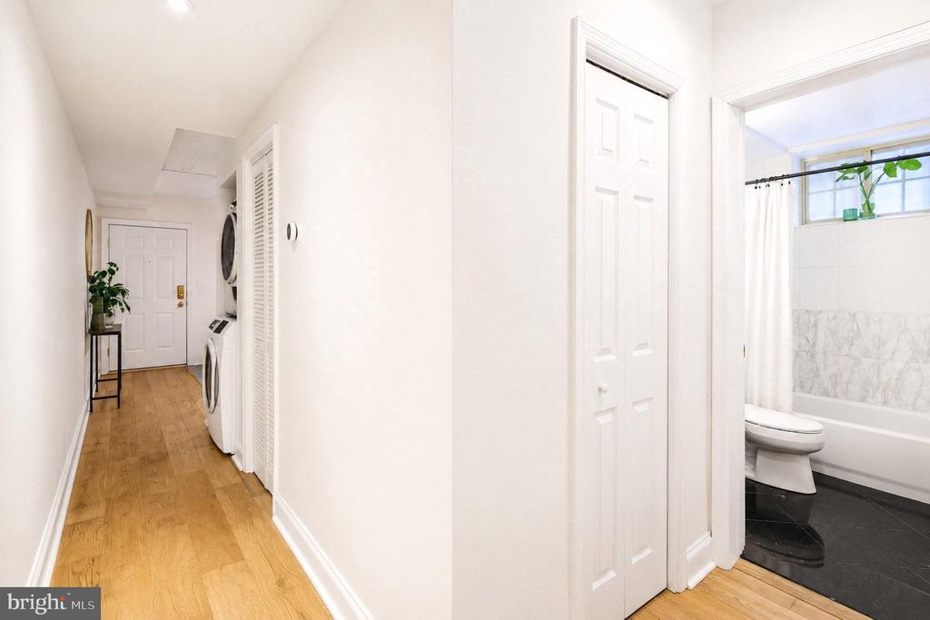 718 PARK ROAD NW Unit: 2