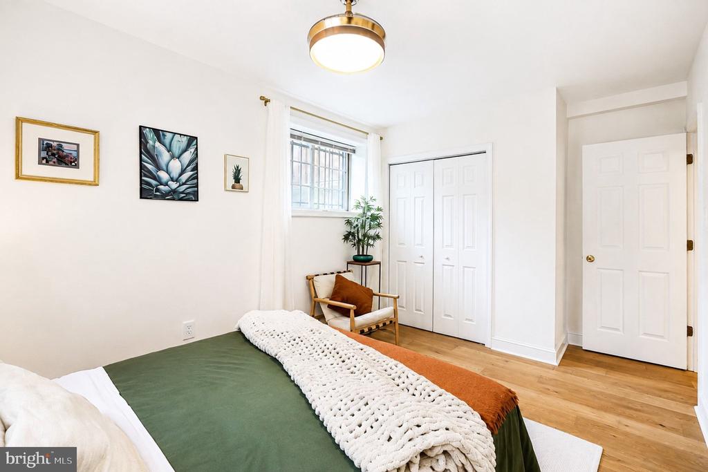 718 PARK ROAD NW Unit: 2