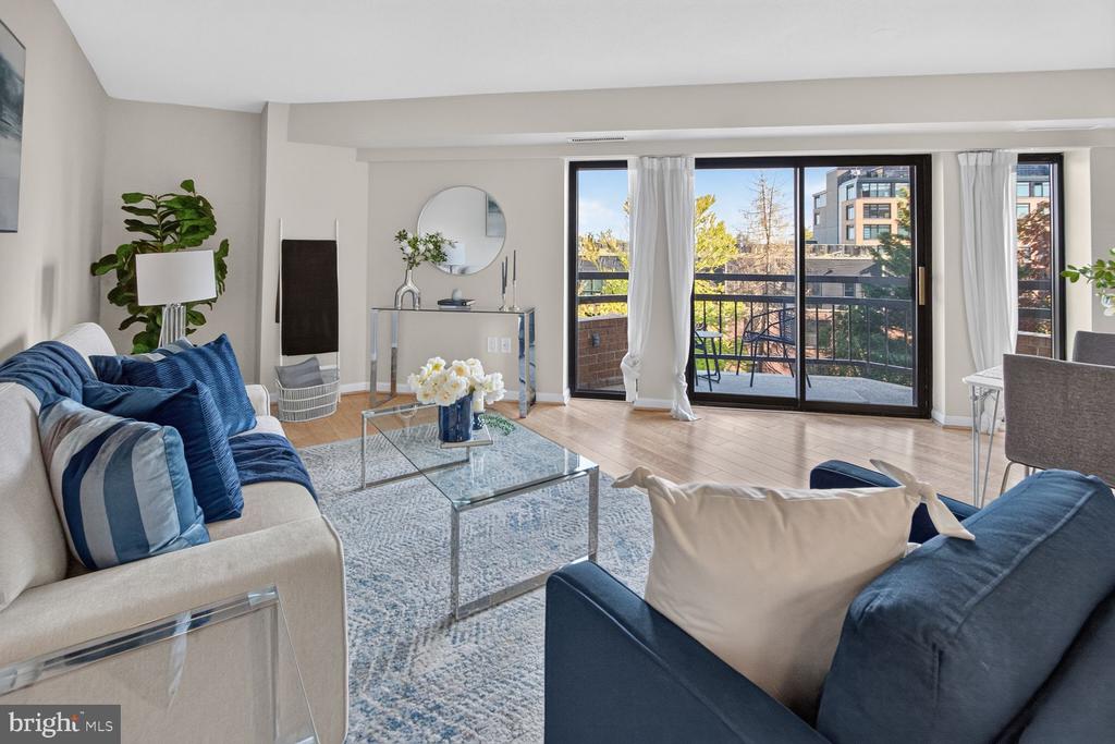 2111 NW WISCONSIN AVENUE NW Unit: 301
