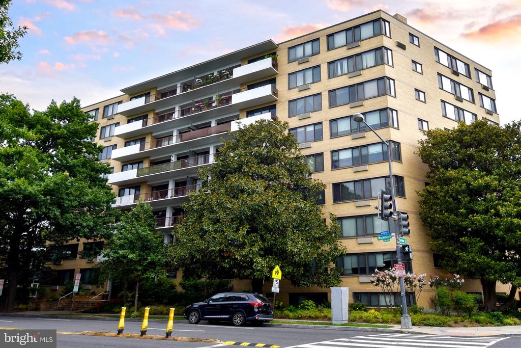 3601 WISCONSIN AVENUE NW Unit: 308