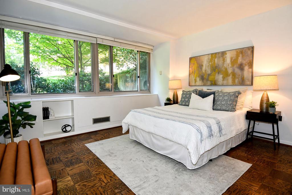4101 CATHEDRAL AVENUE NW Unit: 107