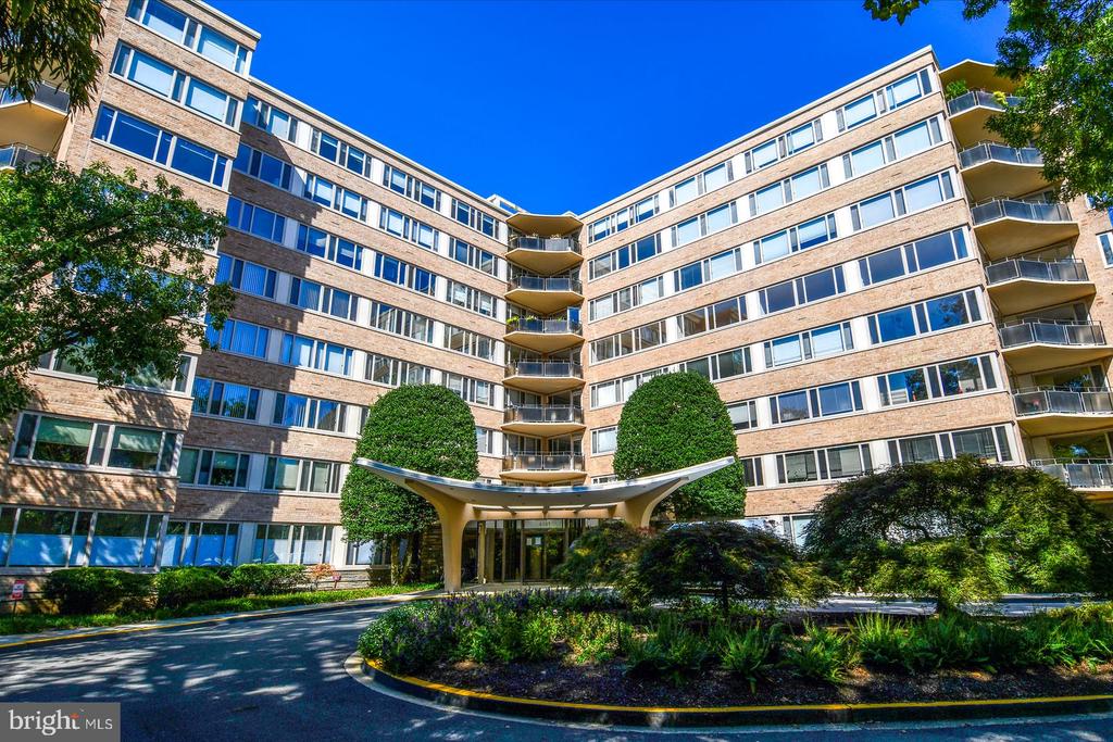 4101 CATHEDRAL AVENUE NW Unit: 107