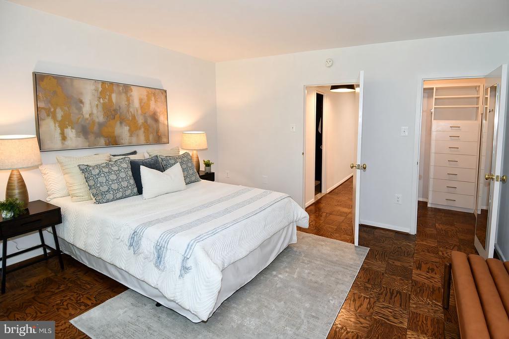 4101 CATHEDRAL AVENUE NW Unit: 107