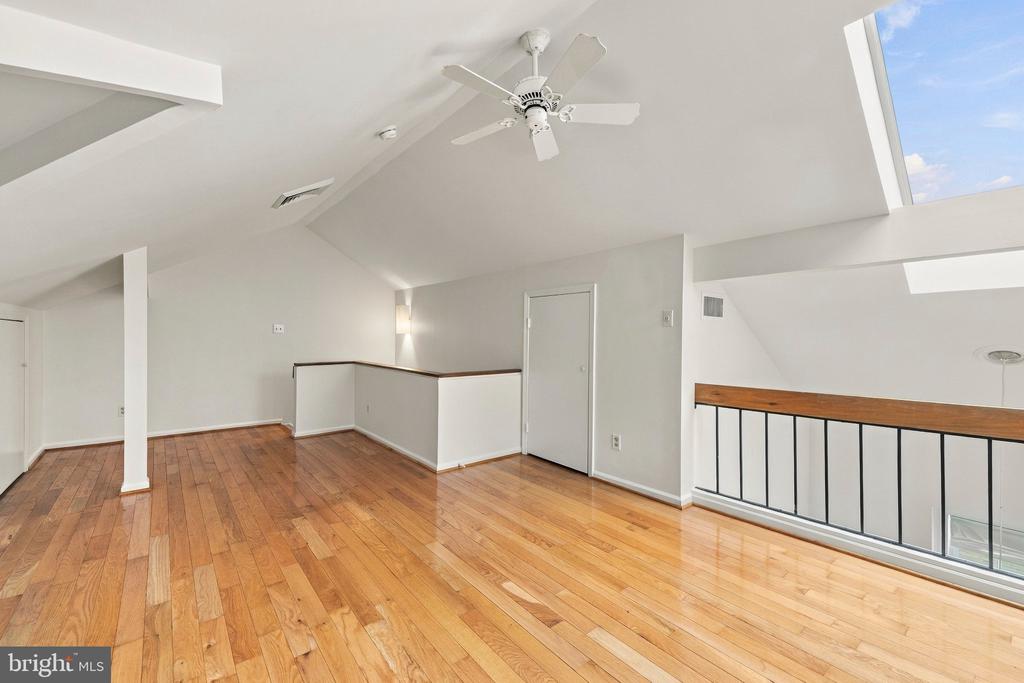 3823 RODMAN STREET NW Unit: E23