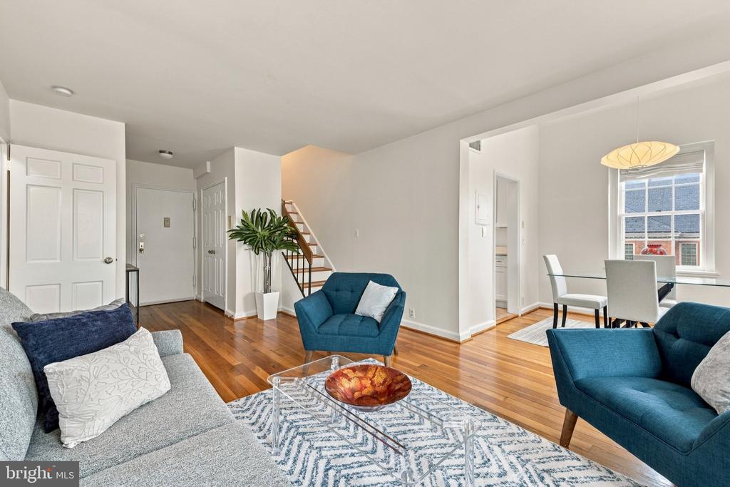 3823 RODMAN STREET NW Unit: E23