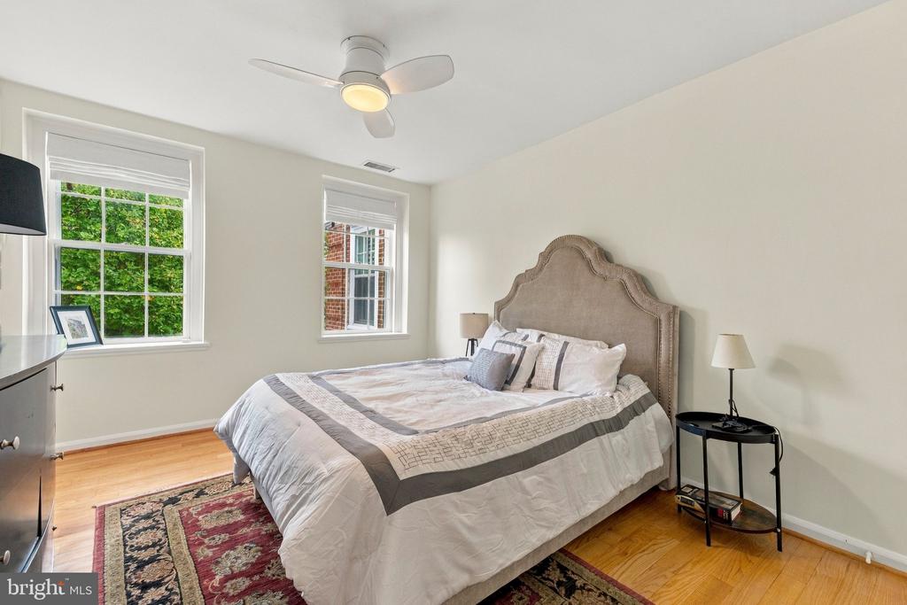 3823 RODMAN STREET NW Unit: E23