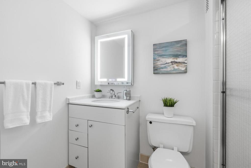 3001 VEAZEY TERRACE NW Unit: 426