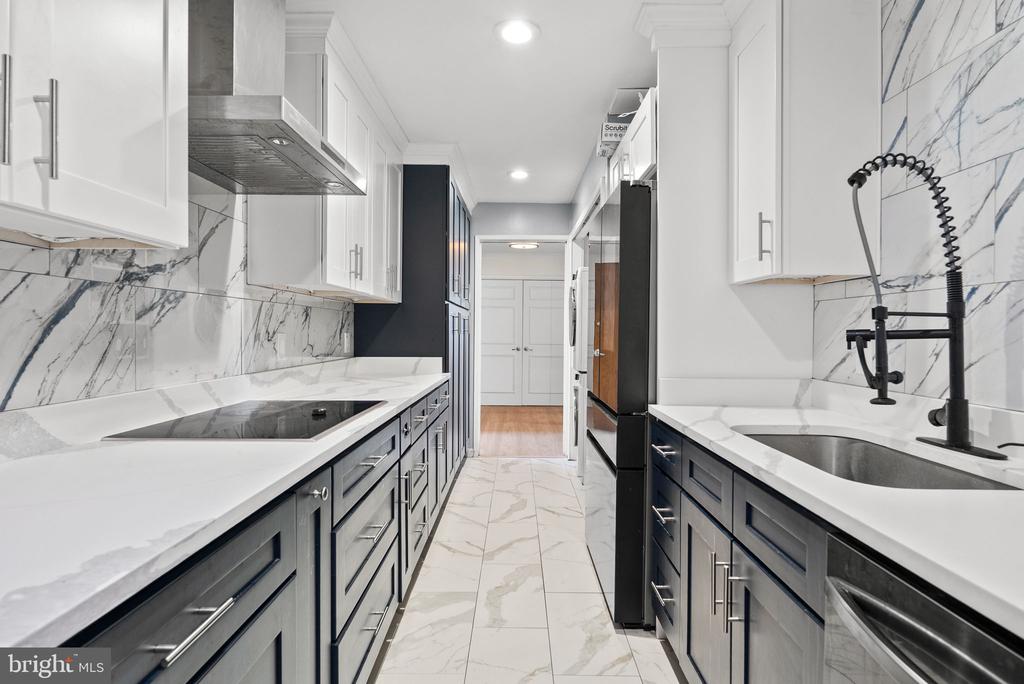 520 N STREET SW Unit: S-430 & S-429
