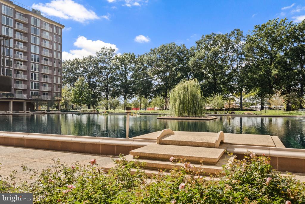 520 N STREET SW Unit: S-430 & S-429