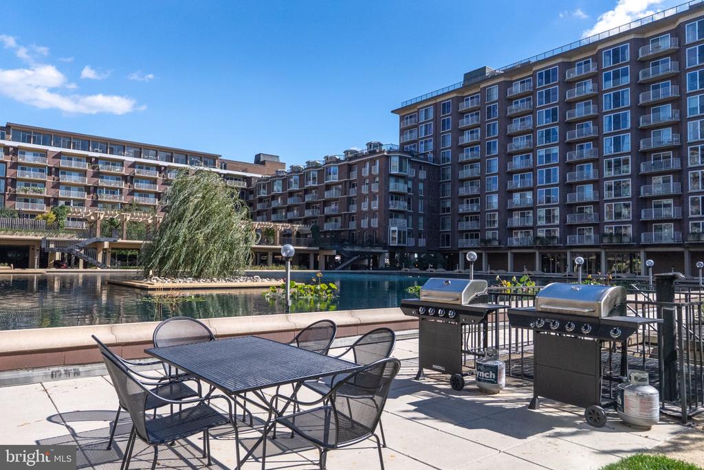 520 N STREET SW Unit: S-430 & S-429