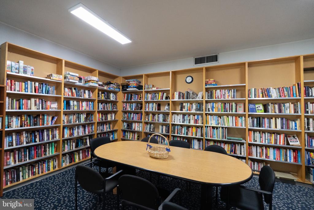 520 N STREET SW Unit: S-430 & S-429