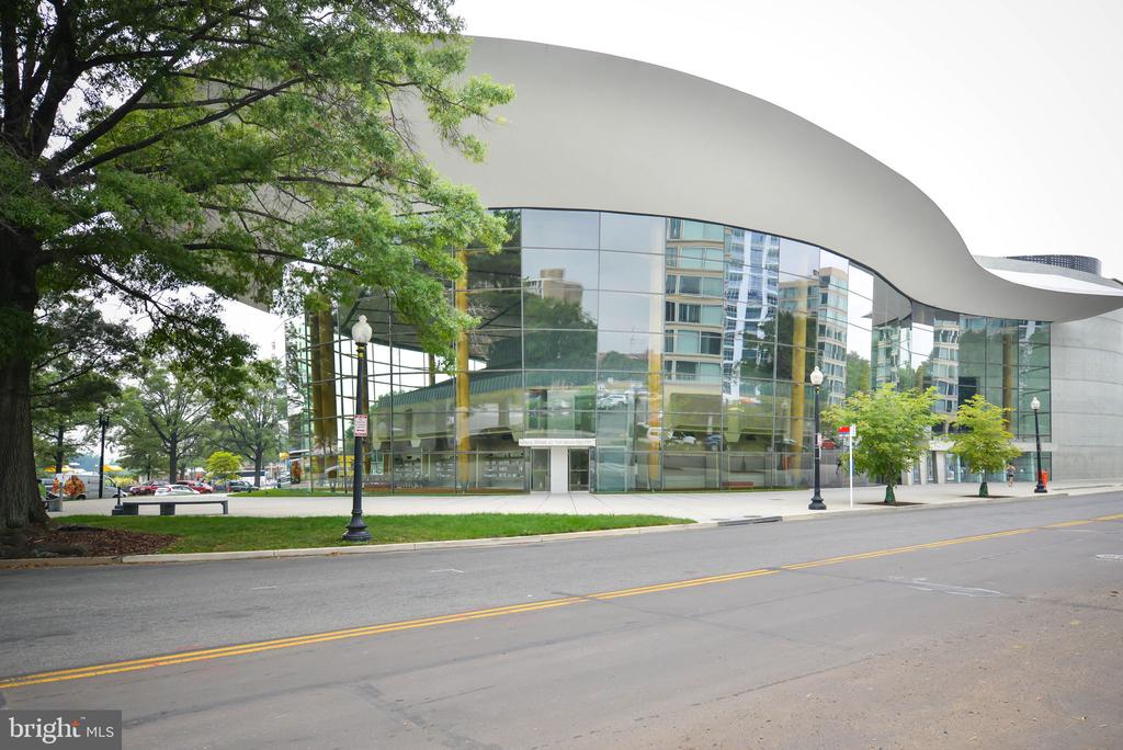 520 N STREET SW Unit: S-430 & S-429