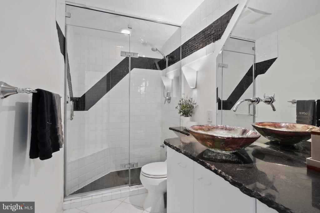 520 N STREET SW Unit: S-430 & S-429