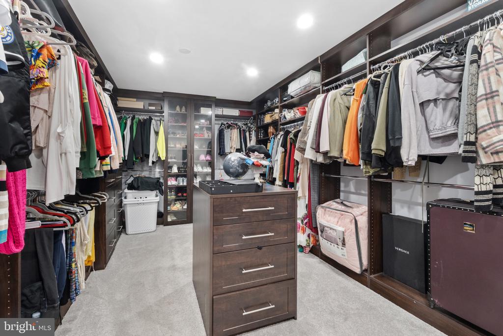 520 N STREET SW Unit: S-430 & S-429