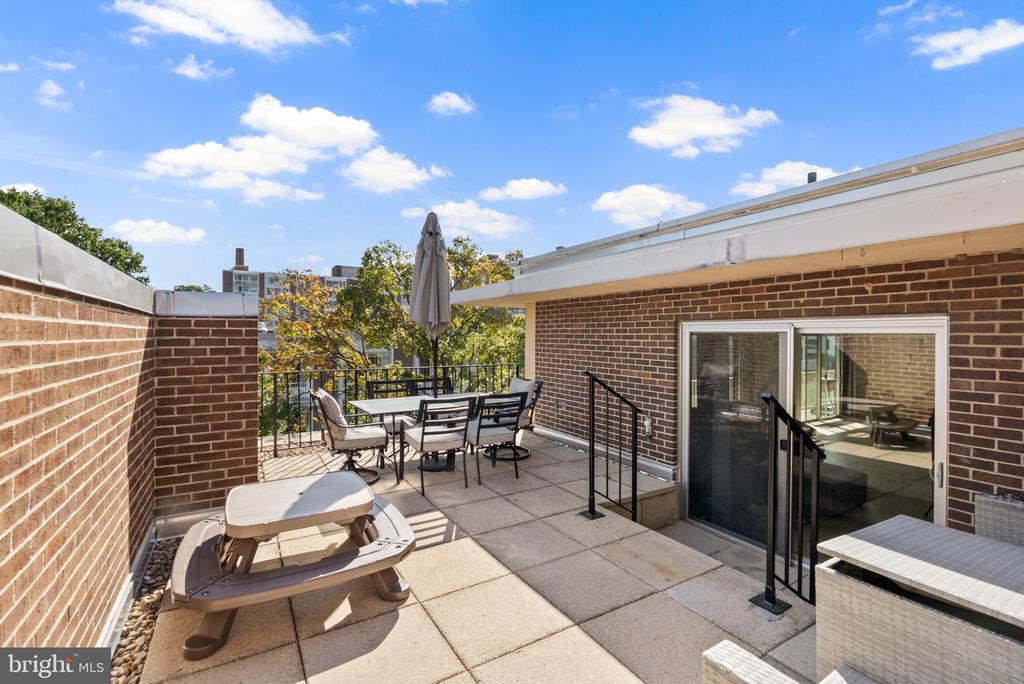520 N STREET SW Unit: S-430 & S-429