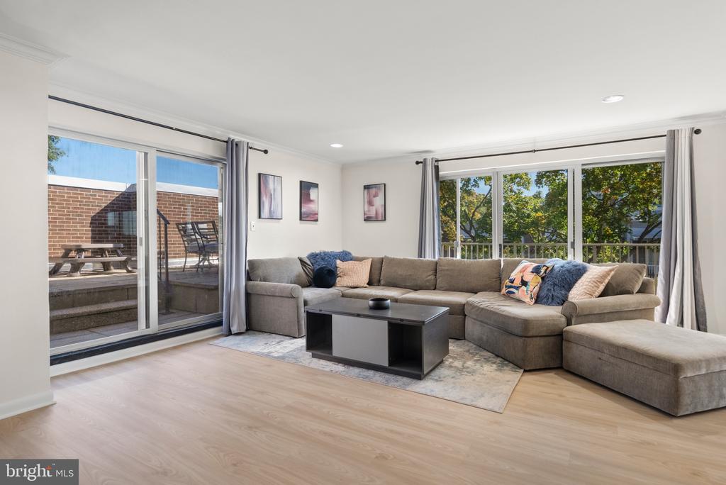 520 N STREET SW Unit: S-430 & S-429
