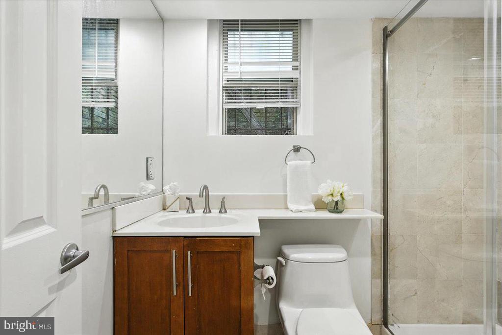 1367 K STREET SE Unit: B