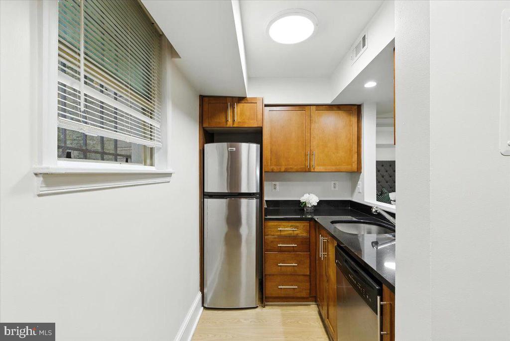 1367 K STREET SE Unit: B