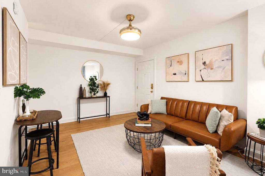 718 PARK ROAD NW Unit: 2