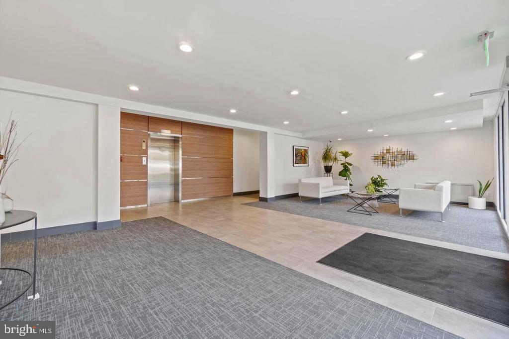2710 MACOMB STREET NW Unit: 303