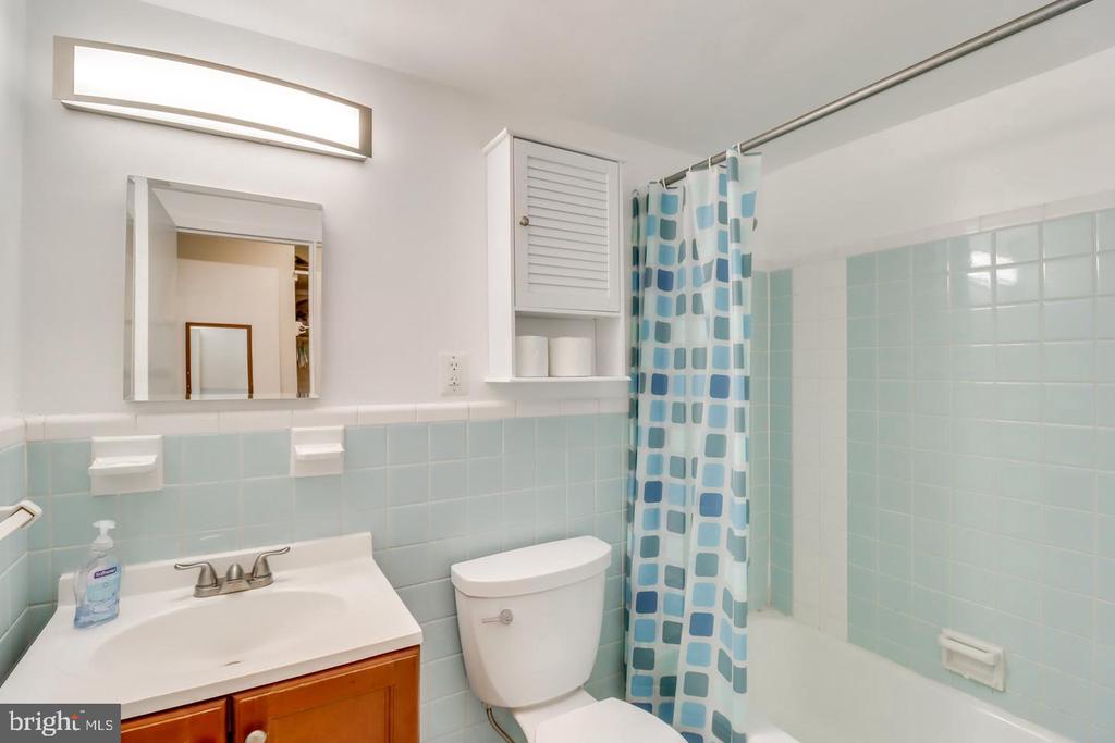 2710 MACOMB STREET NW Unit: 303