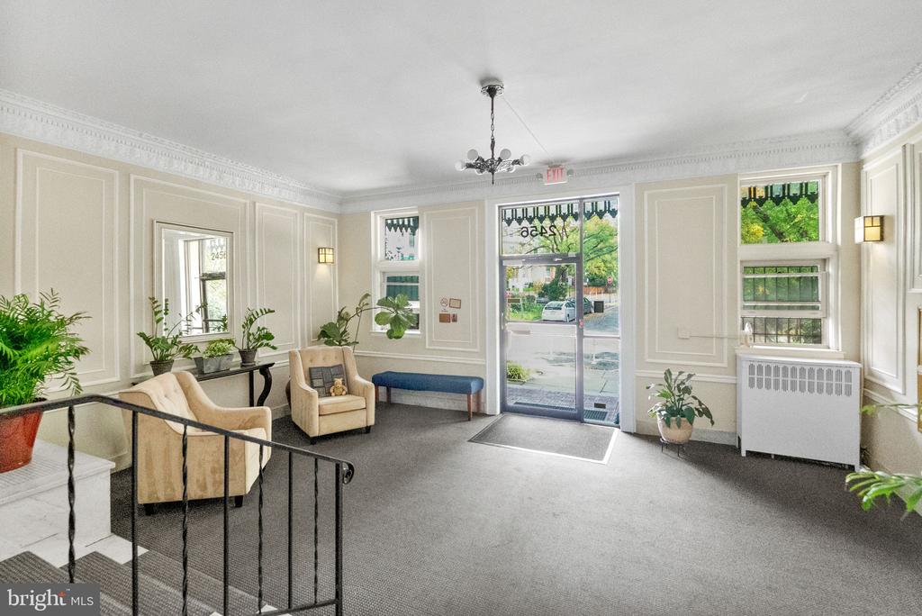 2456 20TH STREET NW Unit: 109