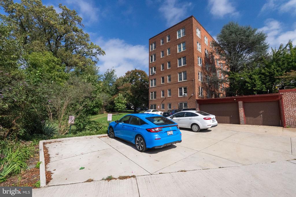 2456 20TH STREET NW Unit: 109