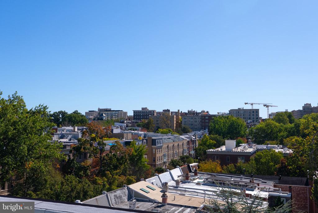 2456 20TH STREET NW Unit: 109