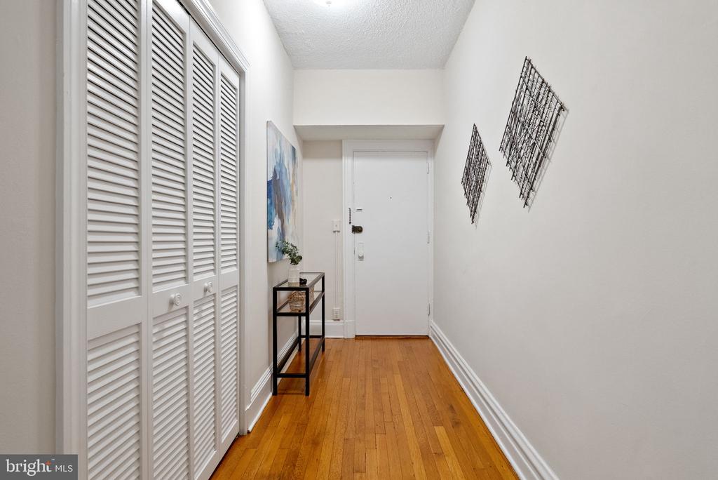 2456 20TH STREET NW Unit: 109