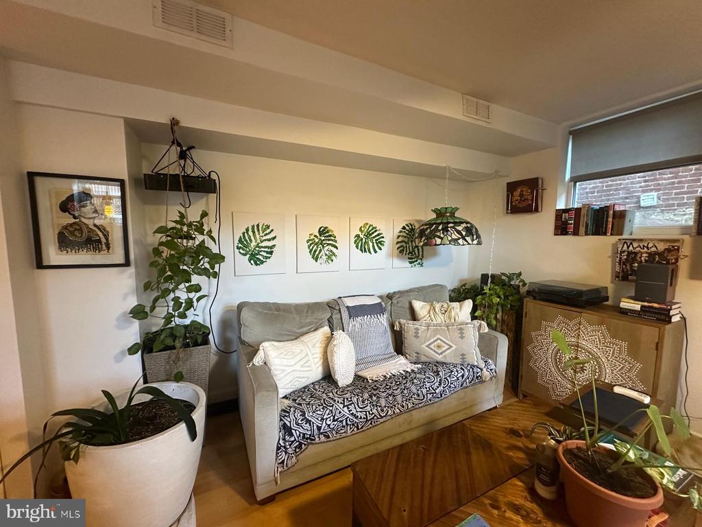 809 OTIS PLACE NW Unit: 4