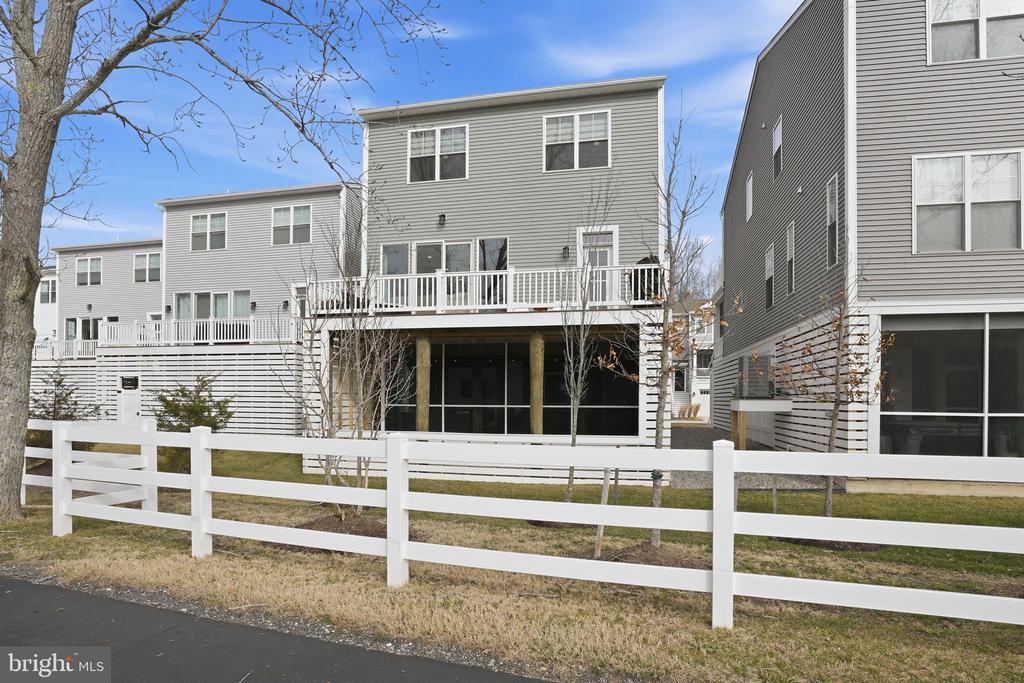 31461 WATERSHED LANE